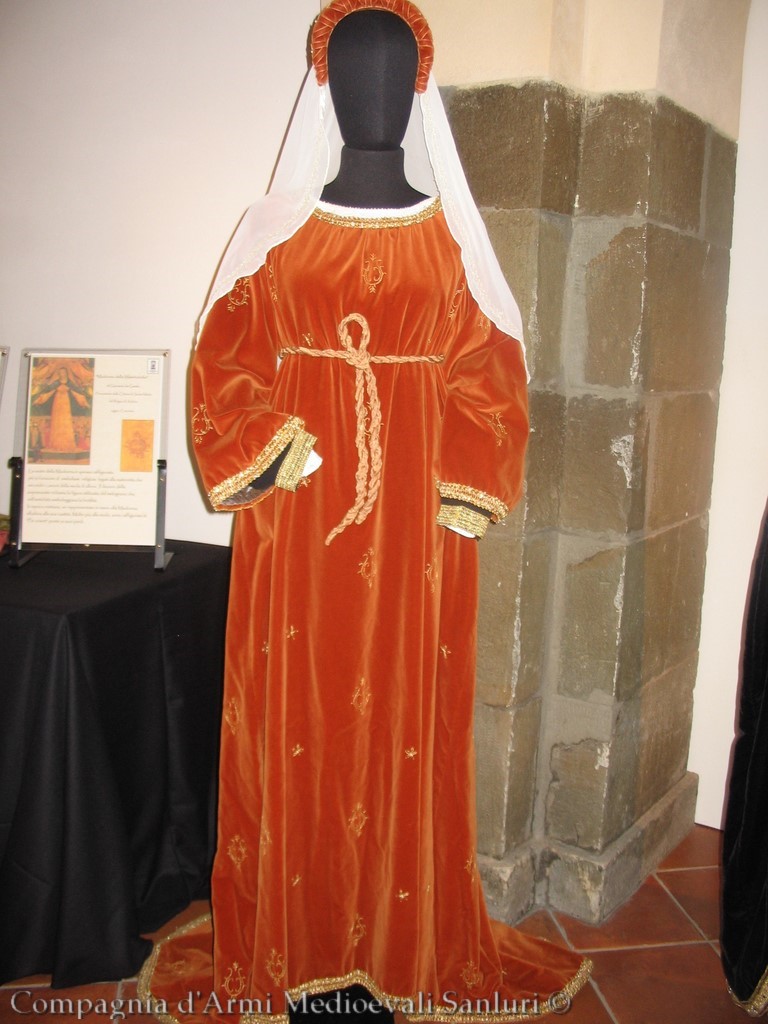 Sanluri  - Mostra abiti 2009